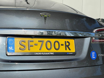 E-Flight Kentekenplaathouder - E-Flight Academy