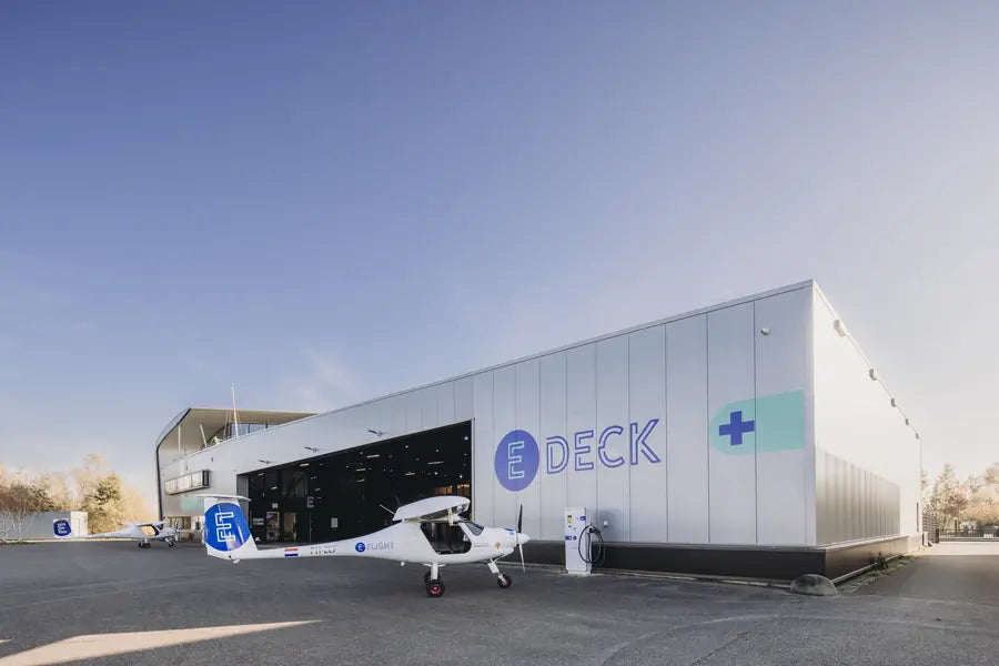 De E-Deck campus op vliegveld Teuge